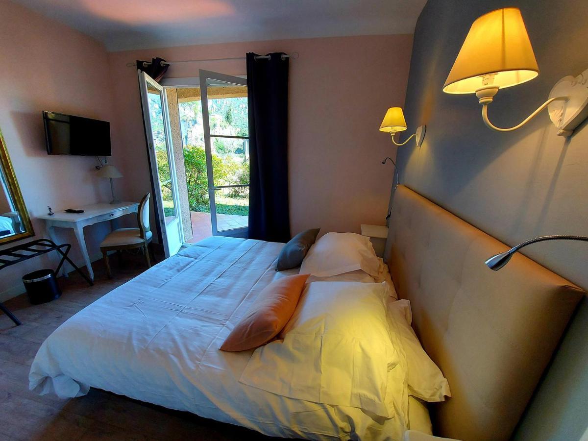 Hotel Les Hauts De Mourèze Kültér fotó
